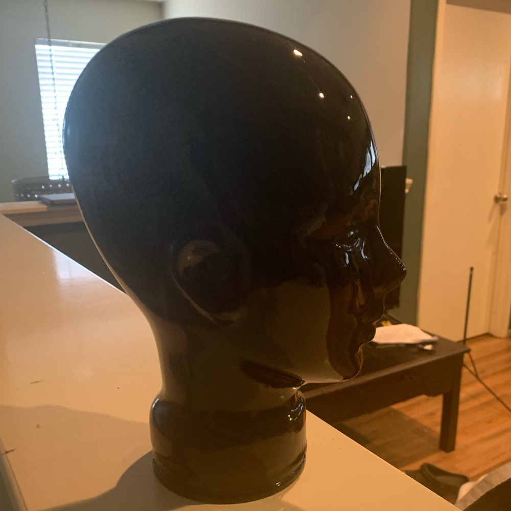 COPY - Metal black mannequin head
